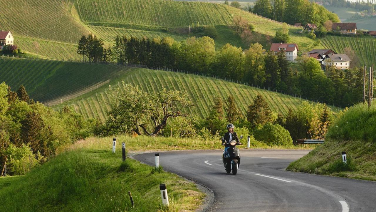 Landgut Am Poessnitzberg Hotel Leutschach Kültér fotó