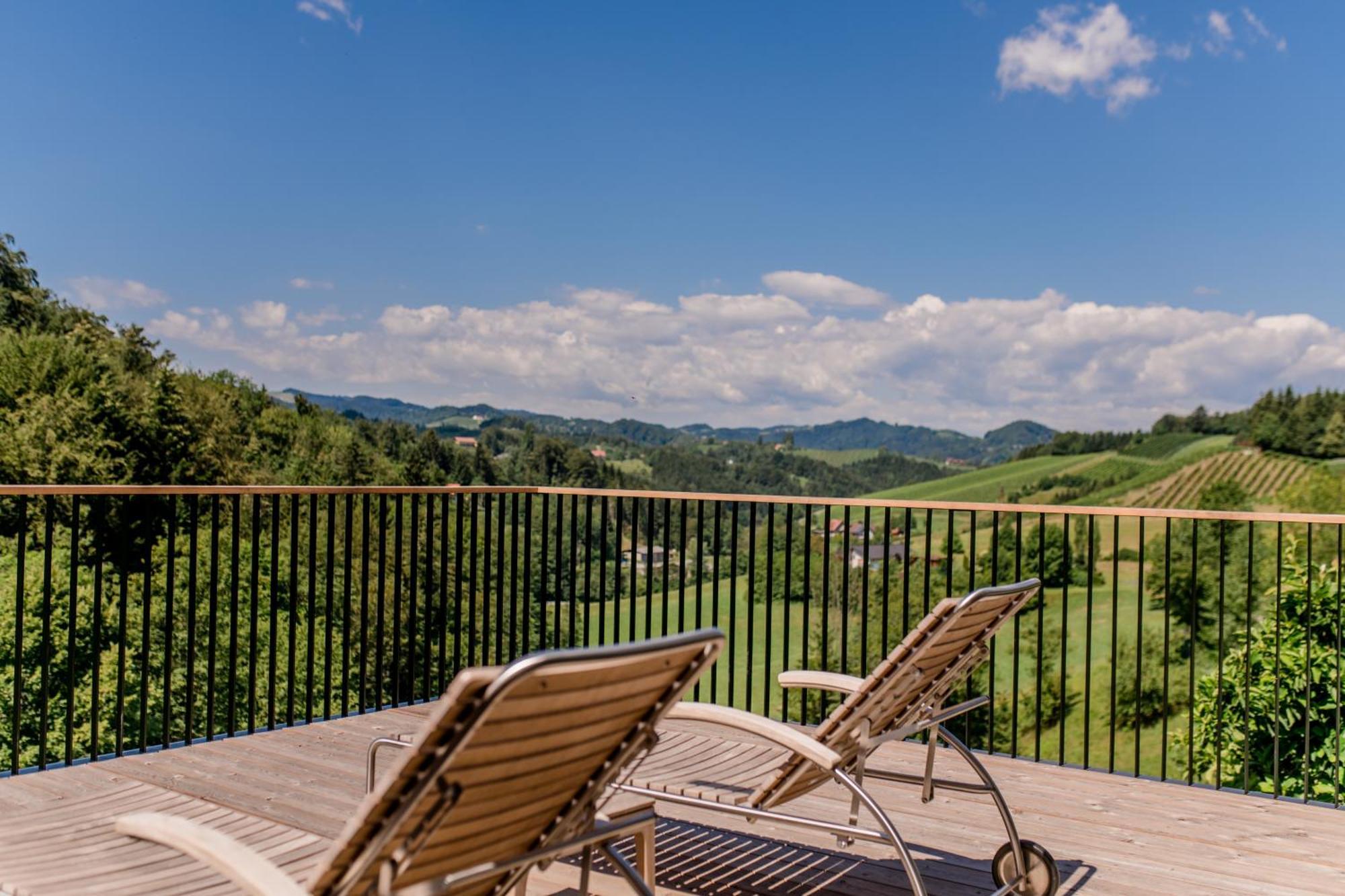 Landgut Am Poessnitzberg Hotel Leutschach Kültér fotó